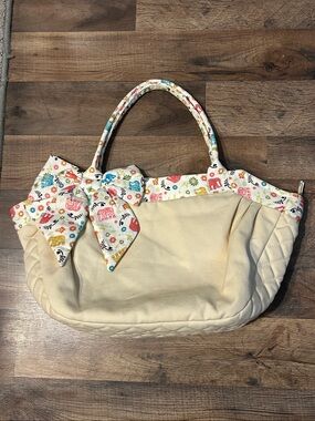 Naraya Quilted Cream Shoulder Tote with Colorful Printed Elephant Trim NWOT